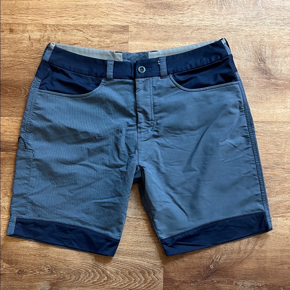 Club Ride Women’s Blue and Gray Mountain Bike Shorts Size Medium